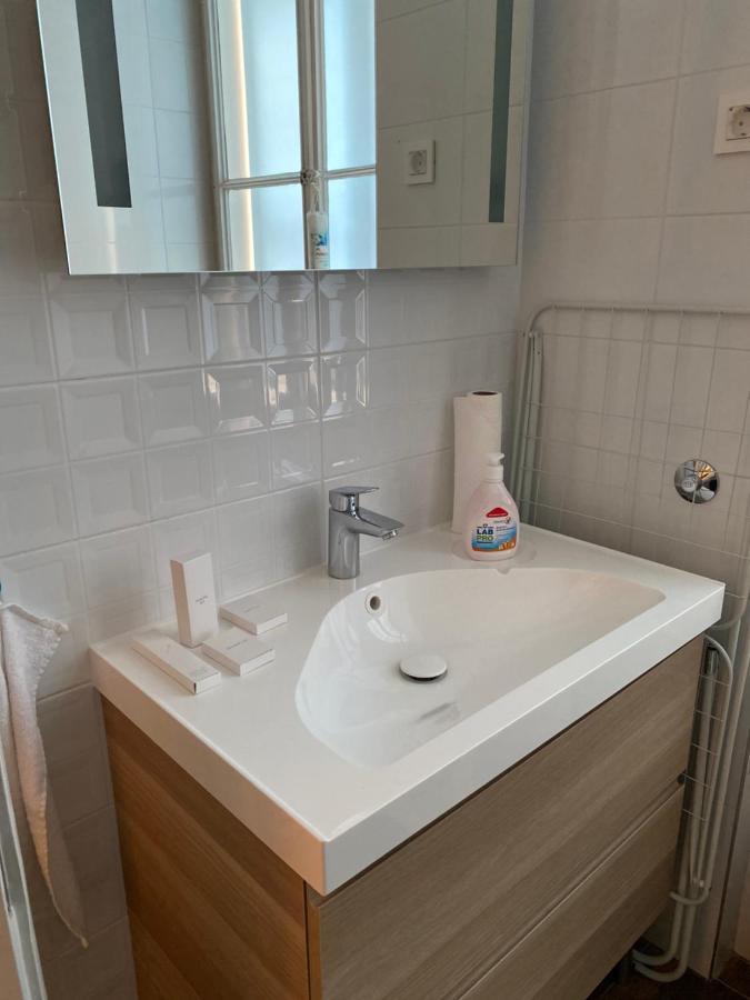 Main Street Apartment Mila Zagreb Buitenkant foto